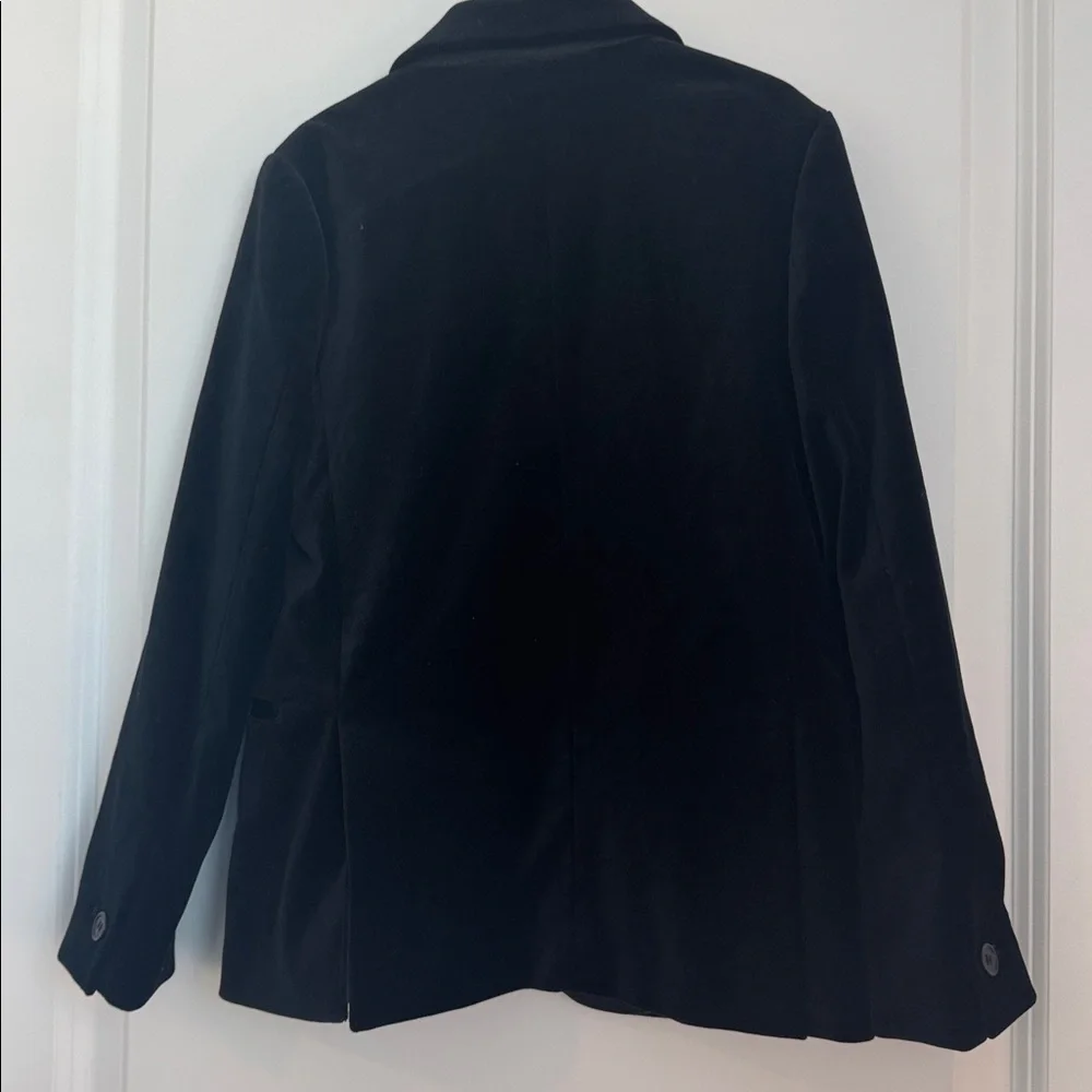 Kids Velvet Tuxedo Blazer in Black (7/8) - Picture 7 of 9